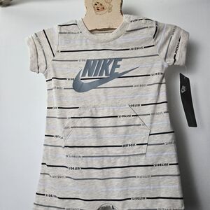 Nike Kids One Piece in Gray and Black Stripes